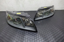 Laden Sie das Bild in den Galerie-Viewer, Frontscheinwerfer Volvo V50 30698886 Ein Satz Scheinwerfer Headlight SCH6117984459el