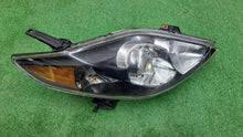 Laden Sie das Bild in den Galerie-Viewer, Frontscheinwerfer Mazda 5 V C235-51030 Xenon Rechts Scheinwerfer Headlight