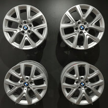 Laden Sie das Bild in den Galerie-Viewer, 4x Alufelge 17 Zoll 6.5" 5x112 39ET Glanz Silber 6856076-BM BMW F39 X1 F48 FEL5375346449cz