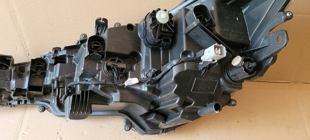 Frontscheinwerfer Toyota Corolla 81150-02860 Rechts Scheinwerfer Headlight SCH2955190904ms
