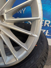 Load image into Gallery viewer, 1x Alufelge 17 Zoll 8.0" 5x112 46ET Glanz Silber 8Y0601025B Audi A3 Rim Wheel FEL3599975018kg