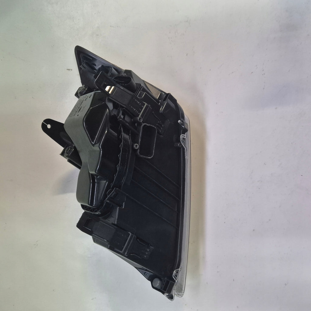 Frontscheinwerfer Ford Focus 4M51-13099-GC Rechts Scheinwerfer Headlight SCH1500762350rn