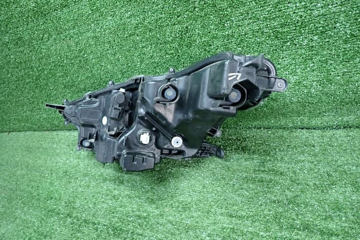 Frontscheinwerfer Toyota Yaris Rechts Scheinwerfer Headlight SCH9101763532gf