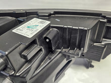 Load image into Gallery viewer, Frontscheinwerfer Renault Captur II 260604753R Full LED Rechts oder Links SCH6438421526ss