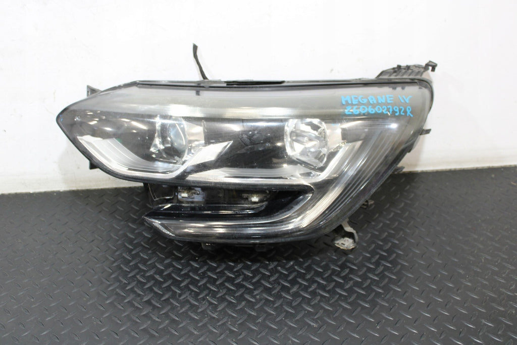 Frontscheinwerfer Renault Megane IV 260108478R 260602792R LED Rechts oder Links SCH7942530858ur