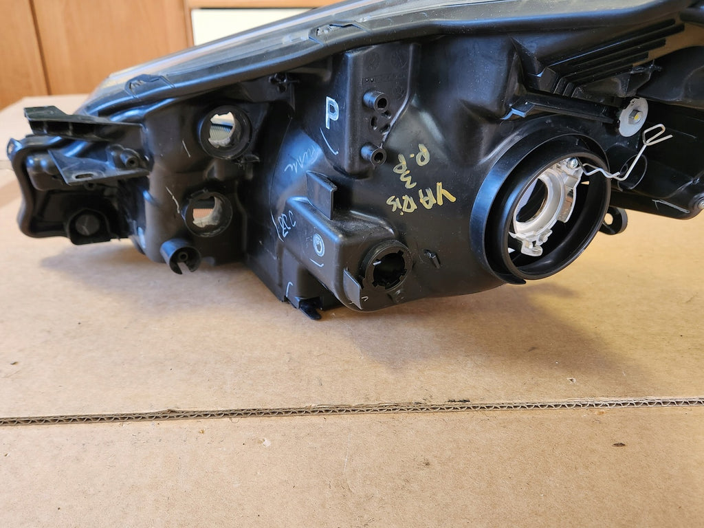 Frontscheinwerfer Toyota Yaris Rechts Scheinwerfer Headlight