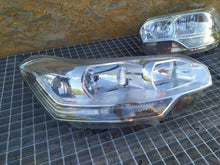 Load image into Gallery viewer, Frontscheinwerfer Citroën C5 III 9672694080 Ein Satz Scheinwerfer Headlight