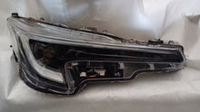 Laden Sie das Bild in den Galerie-Viewer, Frontscheinwerfer Toyota Corolla 81110-02X10 Rechts Scheinwerfer Headlight SCH8645441465wp