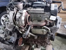 Laden Sie das Bild in den Galerie-Viewer, Motor Audi Skoda VW CFF 2.0 TDI Diesel Engine Unkomplett
