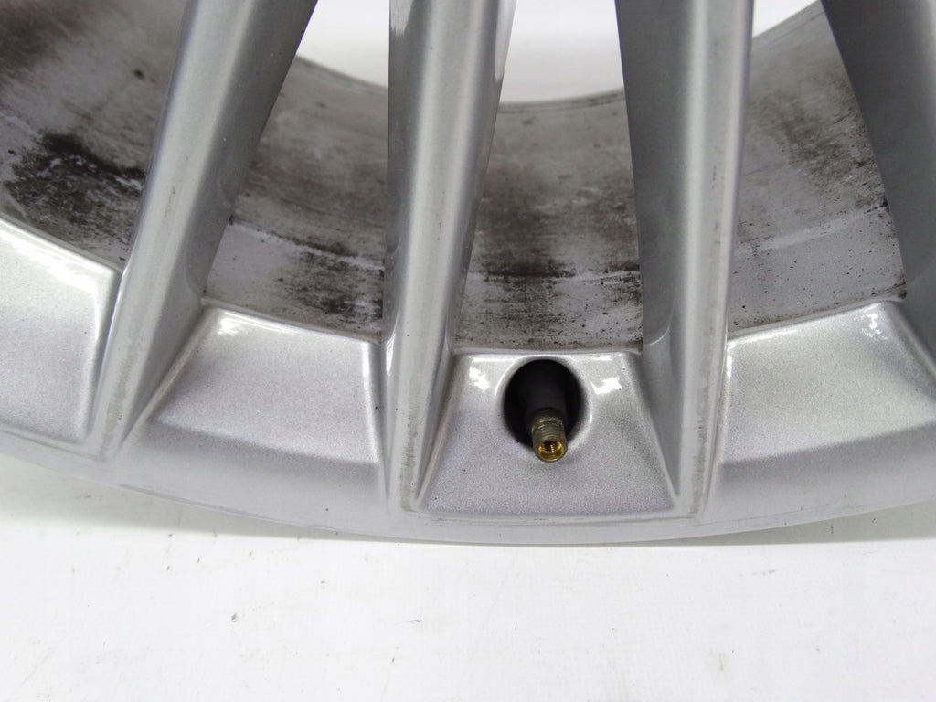 1x Alufelge 17 Zoll 8.0" 5x112 46ET Glanz Silber 8Y0601025B Audi A3 Rim Wheel FEL9627510295he
