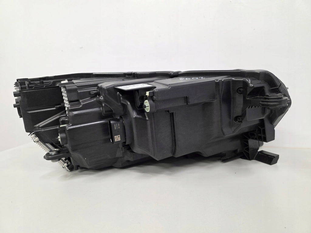 Frontscheinwerfer Skoda Octavia IV 5E4941035 Links Scheinwerfer Headlight SCH5744532681ic