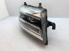 Load image into Gallery viewer, Frontscheinwerfer Man Tge Crafter 7C1941036C Rechts Scheinwerfer Headlight SCH9580522491fw