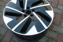 Laden Sie das Bild in den Galerie-Viewer, 1x Alufelge 19 Zoll 8.5" 5x112 42ET Glanz Schwarz 14B601025D VW I Rim Wheel FEL3774047512gb