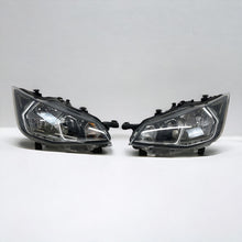 Load image into Gallery viewer, Frontscheinwerfer Seat Ibiza 6F1941015A LED Ein Stück (Rechts oder Links)