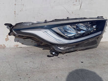 Load image into Gallery viewer, Frontscheinwerfer Toyota 4 Yaris CQA841 Rechts Scheinwerfer Headlight SCH8742785049oi