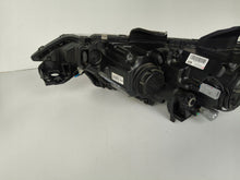 Laden Sie das Bild in den Galerie-Viewer, Frontscheinwerfer Mitsubishi Outlander III 8301C8-54 LED Rechts Headlight SCH7464834356eh