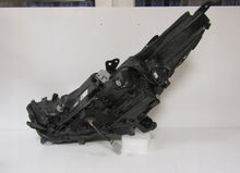 Laden Sie das Bild in den Galerie-Viewer, Frontscheinwerfer Toyota Highlander LED Rechts Scheinwerfer Headlight SCH8637828144is