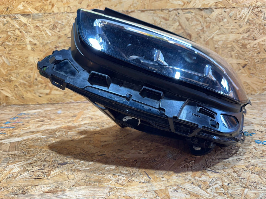 Frontscheinwerfer Mercedes-Benz W213 A2139067509 Ein Stück (Rechts oder Links) SCH8653906757bf