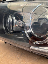 Laden Sie das Bild in den Galerie-Viewer, Frontscheinwerfer BMW E91 E90 69427379 Xenon Links Scheinwerfer Headlight SCH5823500652ao