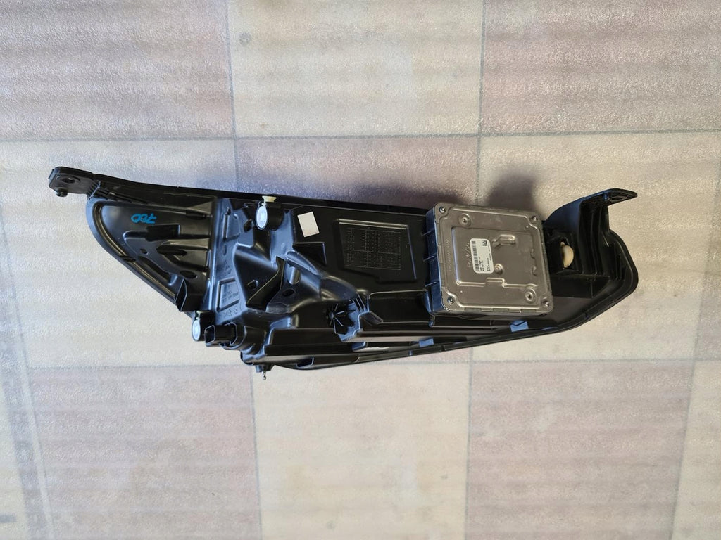 Frontscheinwerfer Ford Focus MX7B-13E015-ED Links Scheinwerfer Headlight SCH1635849716tc