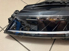 Laden Sie das Bild in den Galerie-Viewer, Frontscheinwerfer Skoda Superb III 3V1941015D LED Links Scheinwerfer Headlight