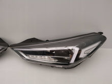 Laden Sie das Bild in den Galerie-Viewer, Frontscheinwerfer Hyundai Tucson 92101D7700 Ein Satz Scheinwerfer Headlight SCH5754865784op
