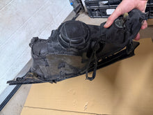 Laden Sie das Bild in den Galerie-Viewer, Frontscheinwerfer Honda Civic I 251036 Rechts Scheinwerfer Headlight SCH5022822266vi