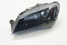 Laden Sie das Bild in den Galerie-Viewer, Frontscheinwerfer Skoda Superb III 3V2941015A Links Scheinwerfer Headlight SCH9805446226dw