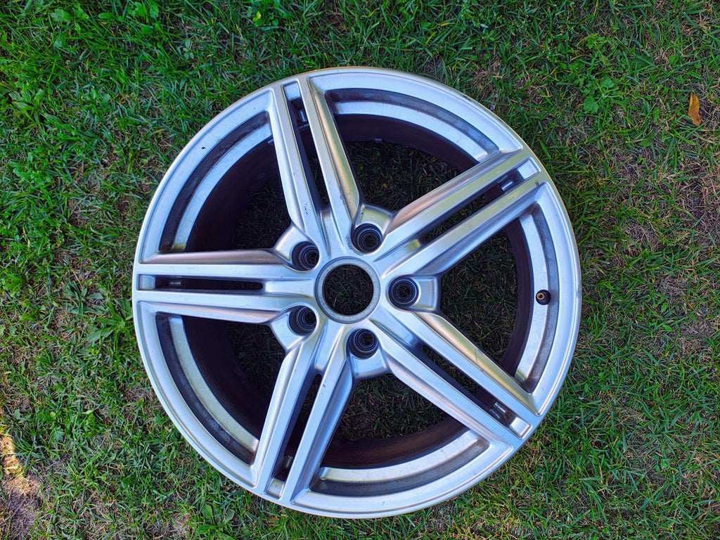 1x Alufelge 19 Zoll 8.5" 5x130 59ET Matt Silber 7P5601025E Porsche Rim Wheel FEL8910793833ls