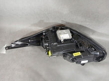 Laden Sie das Bild in den Galerie-Viewer, Frontscheinwerfer Kia Ceed A2921-14320 Rechts Scheinwerfer Headlight SCH8471742125se