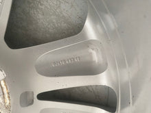 Load image into Gallery viewer, 1x Alufelge 16 Zoll 6.0" 4x100 40ET Glanz Silber 403006627R Dacia Dokker FEL2064291641sb