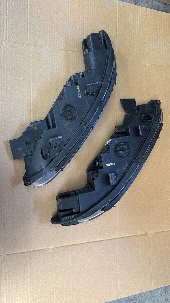 Frontscheinwerfer Hyundai Kona 92207-J9500 LED Ein Stück (Rechts oder Links)