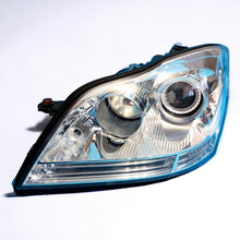 Laden Sie das Bild in den Galerie-Viewer, Frontscheinwerfer Mercedes-Benz W164 Xenon Links Scheinwerfer Headlight