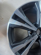 Load image into Gallery viewer, 1x Alufelge 18 Zoll 7.0" 5x114.3 40ET N878017 Nissan X Trail I Qashqai Rim Wheel FEL6064540120ma