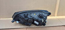 Laden Sie das Bild in den Galerie-Viewer, Frontscheinwerfer VW Caddy I 2K1941032B Rechts Scheinwerfer Headlight SCH8325641429en