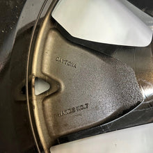 Laden Sie das Bild in den Galerie-Viewer, 1x Alufelge 20 Zoll 8.0&quot; 5x114.3 40ET Glanz Schwarz 403001493 Alpine Rim Wheel