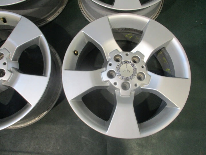 4x Alufelge 17 Zoll 7.5" 5x112 47 5ET Glanz Silber A2044013602 Mercedes-Benz FEL6314824017mu
