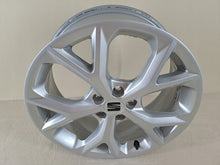 Load image into Gallery viewer, 1x Alufelge 17 Zoll 6.5&quot; 5x100 48ET Glanz Silber 6F9601025H Seat Arona Rim Wheel