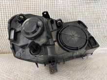 Load image into Gallery viewer, Frontscheinwerfer VW Polo 89311996 Links Scheinwerfer Headlight SCH4405570914ht