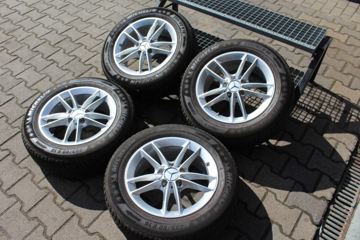 4x Alufelge 16 Zoll 6.5" 5x112 44ET Glanz Silber A1774010100 Mercedes-Benz W177 FEL5314518999mm