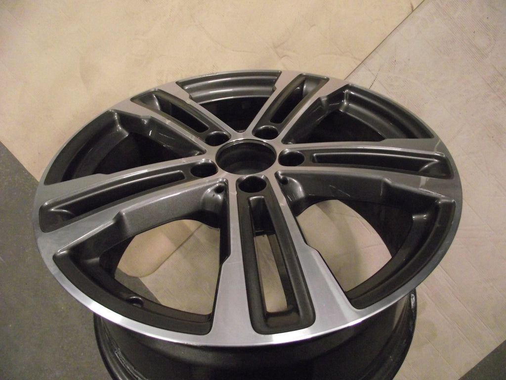 1x Alufelge 18 Zoll 8.0" 5x112 43ET A2134015700 Mercedes-Benz 8 Rim Wheel