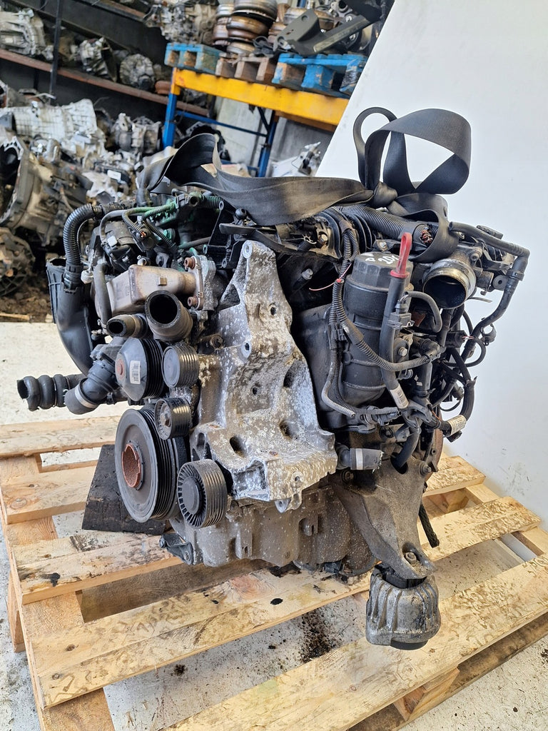 Motor BMW 3 E91 E90 N47D20C 2.0 2011 Diesel Engine Unkomplett