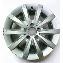 Laden Sie das Bild in den Galerie-Viewer, 1x Alufelge 16 Zoll 6.5&quot; 5x112 49ET A2464010500 Mercedes-Benz Rim Wheel