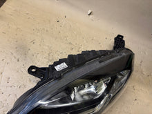 Laden Sie das Bild in den Galerie-Viewer, Frontscheinwerfer Fiat Doblo 521094580 Links Scheinwerfer Headlight SCH6672541468fx