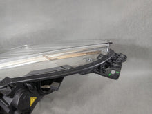 Laden Sie das Bild in den Galerie-Viewer, Frontscheinwerfer Ford Kuga GV41-13008-GA Xenon Rechts Scheinwerfer Headlight SCH9692742536fb