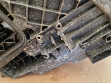 Laden Sie das Bild in den Galerie-Viewer, Frontscheinwerfer Mercedes-Benz Gla A2479064205 LED Rechts oder Links SCH2993758888hz