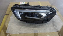 Laden Sie das Bild in den Galerie-Viewer, Frontscheinwerfer Mercedes-Benz W177 A1779065303 LED Links Headlight SCH8651196337xt