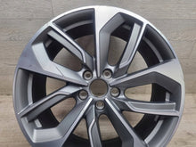 Laden Sie das Bild in den Galerie-Viewer, 1x Alufelge 19 Zoll 5x112 81A601025AC Audi Q2 Rim Wheel FEL5396782317ys