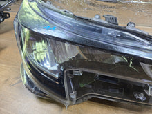 Load image into Gallery viewer, Frontscheinwerfer Suzuki Swace Corolla 81110-02S60 LED Rechts Headlight