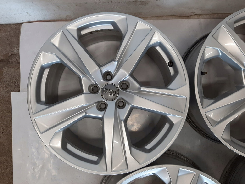 4x Alufelge 19 Zoll 8.0" 5x112 27ET Glanz Silber 4K8601025J Audi A6 C8 Allroad FEL8282643390bi